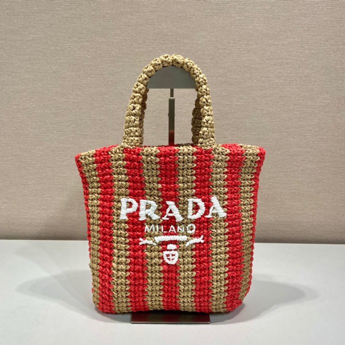 Pra*a tote bags